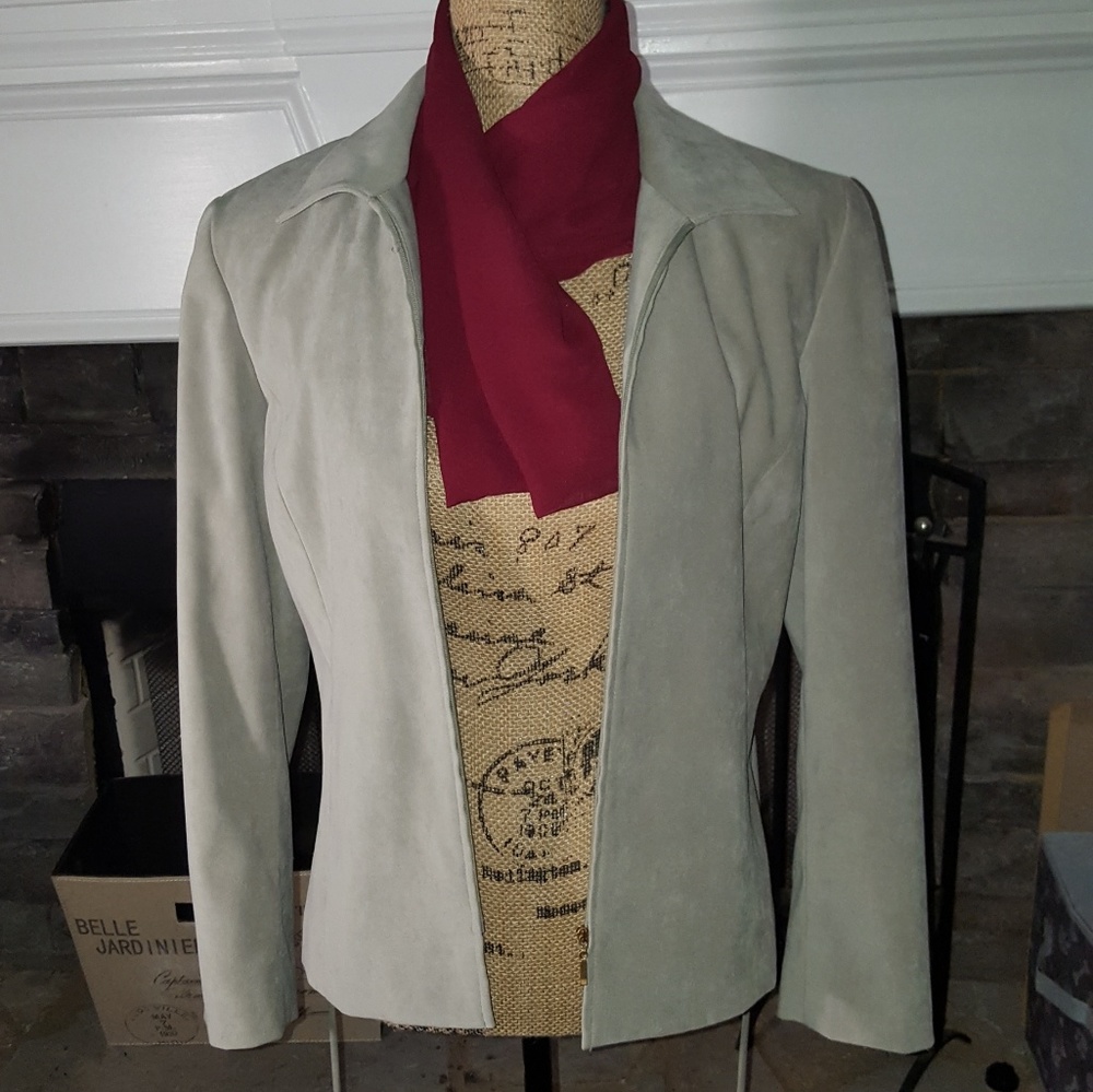 Light jacket - Picture 2 of 2